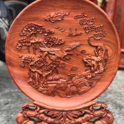 Đĩa gỗ trang trí anh hùng tương ngộ bằng gỗ hương đường kính đĩa 30 - 35 - 40 cm dày 4 cm
