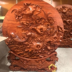 Đĩa gỗ trang trí sen cá bằng gỗ hương đường kính đĩa 30 - 35 - 40 cm dày 4 cm