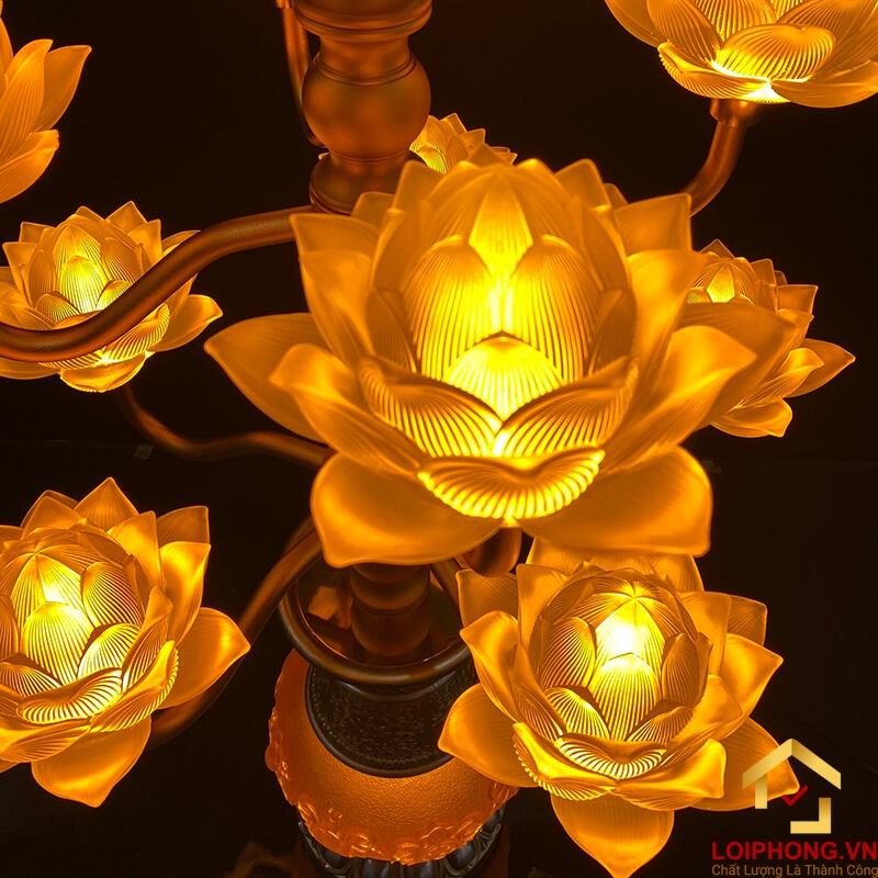 Đèn thờ hoa sen 13 bông bằng lưu ly cao cấp cao 123 cm 1